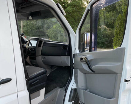 Белый Мерседес Sprinter, объемом двигателя 2.2 л и пробегом 610 тыс. км за 14500 $, фото 8 на Automoto.ua