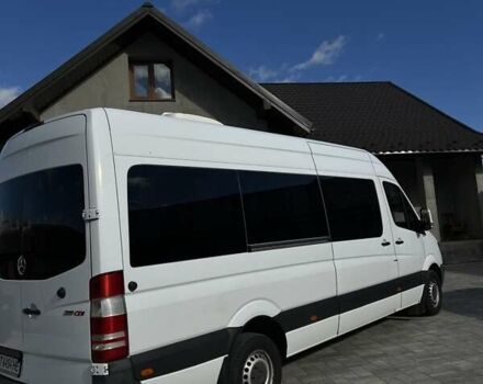 Белый Мерседес Sprinter, объемом двигателя 2.99 л и пробегом 457 тыс. км за 26800 $, фото 2 на Automoto.ua