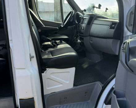 Белый Мерседес Sprinter, объемом двигателя 0 л и пробегом 520 тыс. км за 10500 $, фото 4 на Automoto.ua