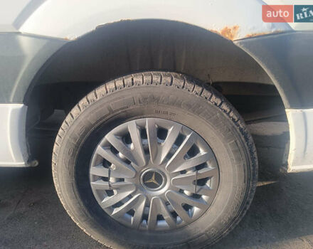 Белый Мерседес Sprinter, объемом двигателя 0 л и пробегом 520 тыс. км за 10500 $, фото 3 на Automoto.ua