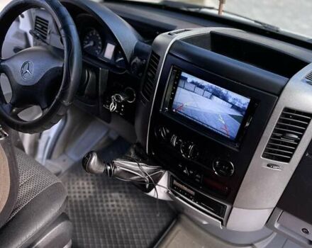 Белый Мерседес Sprinter, объемом двигателя 2.99 л и пробегом 457 тыс. км за 26800 $, фото 5 на Automoto.ua
