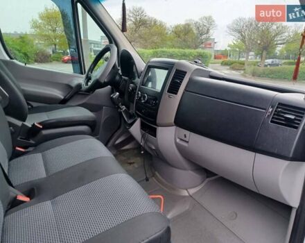 Белый Мерседес Sprinter, объемом двигателя 2.2 л и пробегом 330 тыс. км за 23000 $, фото 9 на Automoto.ua