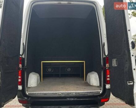 Белый Мерседес Sprinter, объемом двигателя 2.14 л и пробегом 449 тыс. км за 12000 $, фото 6 на Automoto.ua
