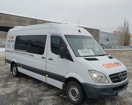 Белый Мерседес Sprinter, объемом двигателя 2.14 л и пробегом 330 тыс. км за 27000 $, фото 9 на Automoto.ua