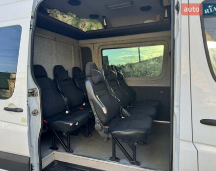 Белый Мерседес Sprinter, объемом двигателя 2.14 л и пробегом 330 тыс. км за 13700 $, фото 8 на Automoto.ua
