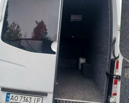 Белый Мерседес Sprinter, объемом двигателя 2.2 л и пробегом 330 тыс. км за 23000 $, фото 6 на Automoto.ua