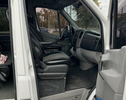 Белый Мерседес Sprinter, объемом двигателя 2.14 л и пробегом 282 тыс. км за 16000 $, фото 6 на Automoto.ua