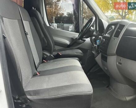 Белый Мерседес Sprinter, объемом двигателя 2.14 л и пробегом 449 тыс. км за 12000 $, фото 20 на Automoto.ua