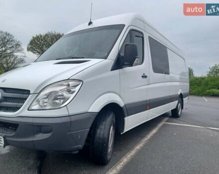 Белый Мерседес Sprinter, объемом двигателя 2.2 л и пробегом 330 тыс. км за 23000 $, фото 16 на Automoto.ua