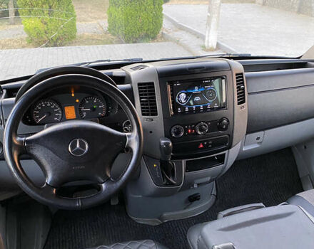 Белый Мерседес Sprinter, объемом двигателя 2.2 л и пробегом 610 тыс. км за 14500 $, фото 9 на Automoto.ua