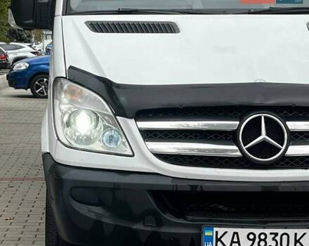Белый Мерседес Sprinter, объемом двигателя 2.14 л и пробегом 449 тыс. км за 12000 $, фото 8 на Automoto.ua