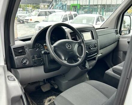 Белый Мерседес Sprinter, объемом двигателя 2.99 л и пробегом 489 тыс. км за 14000 $, фото 14 на Automoto.ua