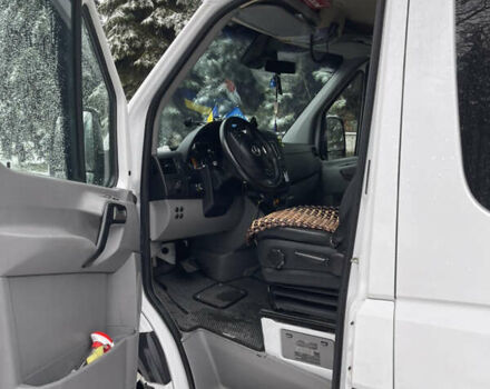 Белый Мерседес Sprinter, объемом двигателя 2.1 л и пробегом 390 тыс. км за 19000 $, фото 18 на Automoto.ua