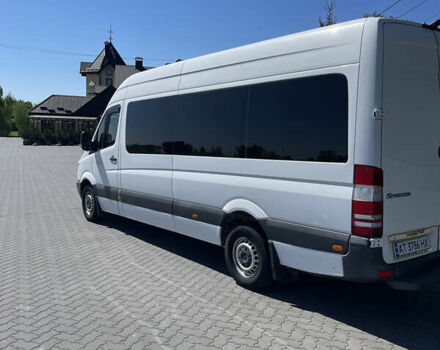 Белый Мерседес Sprinter, объемом двигателя 2.1 л и пробегом 330 тыс. км за 18300 $, фото 9 на Automoto.ua