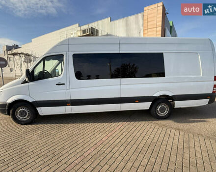 Белый Мерседес Sprinter, объемом двигателя 2.9 л и пробегом 365 тыс. км за 21000 $, фото 4 на Automoto.ua