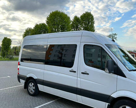 Белый Мерседес Sprinter, объемом двигателя 2.3 л и пробегом 257 тыс. км за 24800 $, фото 1 на Automoto.ua
