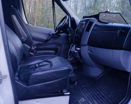 Білий Мерседес Sprinter, об'ємом двигуна 3.22 л та пробігом 350 тис. км за 25000 $, фото 3 на Automoto.ua