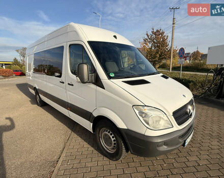 Белый Мерседес Sprinter, объемом двигателя 2.9 л и пробегом 365 тыс. км за 21000 $, фото 5 на Automoto.ua