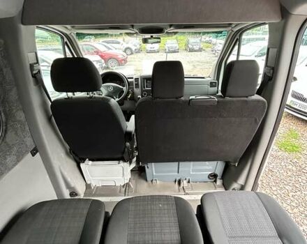 Белый Мерседес Sprinter, объемом двигателя 2.99 л и пробегом 489 тыс. км за 14000 $, фото 11 на Automoto.ua