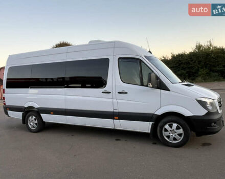 Белый Мерседес Sprinter, объемом двигателя 2.99 л и пробегом 800 тыс. км за 25800 $, фото 12 на Automoto.ua