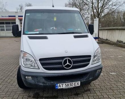 Белый Мерседес Sprinter, объемом двигателя 2.1 л и пробегом 142 тыс. км за 19200 $, фото 1 на Automoto.ua