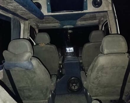 Белый Мерседес Sprinter, объемом двигателя 2.14 л и пробегом 612 тыс. км за 20000 $, фото 10 на Automoto.ua