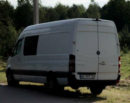 Белый Мерседес Sprinter, объемом двигателя 2.14 л и пробегом 612 тыс. км за 20000 $, фото 5 на Automoto.ua