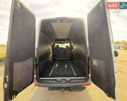 Белый Мерседес Sprinter, объемом двигателя 2.9 л и пробегом 365 тыс. км за 21000 $, фото 10 на Automoto.ua