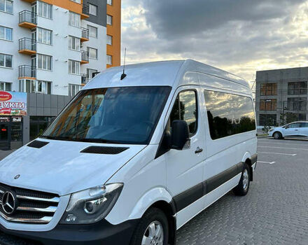 Белый Мерседес Sprinter, объемом двигателя 2.3 л и пробегом 257 тыс. км за 24800 $, фото 4 на Automoto.ua