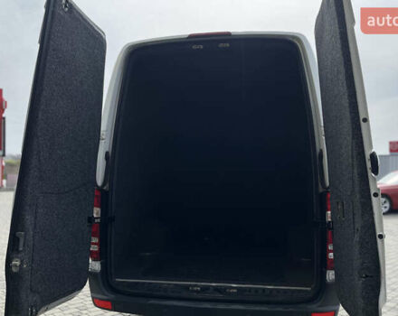 Белый Мерседес Sprinter, объемом двигателя 2.14 л и пробегом 618 тыс. км за 19400 $, фото 6 на Automoto.ua