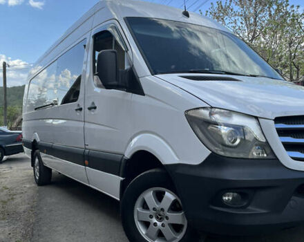 Белый Мерседес Sprinter, объемом двигателя 3 л и пробегом 540 тыс. км за 30000 $, фото 1 на Automoto.ua