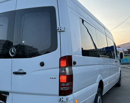 Белый Мерседес Sprinter, объемом двигателя 2.14 л и пробегом 665 тыс. км за 25000 $, фото 5 на Automoto.ua
