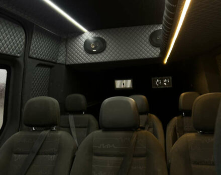 Белый Мерседес Sprinter, объемом двигателя 2.1 л и пробегом 320 тыс. км за 22319 $, фото 14 на Automoto.ua