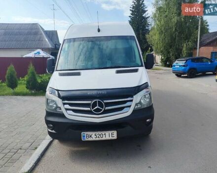 Белый Мерседес Sprinter, объемом двигателя 3.22 л и пробегом 450 тыс. км за 22000 $, фото 6 на Automoto.ua