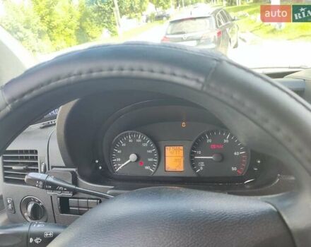 Белый Мерседес Sprinter, объемом двигателя 3.22 л и пробегом 450 тыс. км за 22000 $, фото 12 на Automoto.ua