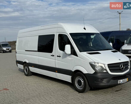 Белый Мерседес Sprinter, объемом двигателя 2.2 л и пробегом 247 тыс. км за 20800 $, фото 4 на Automoto.ua