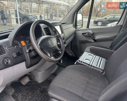 Белый Мерседес Sprinter, объемом двигателя 2.14 л и пробегом 510 тыс. км за 17900 $, фото 12 на Automoto.ua