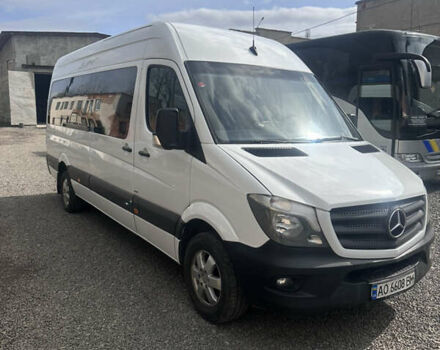Белый Мерседес Sprinter, объемом двигателя 2.2 л и пробегом 541 тыс. км за 22300 $, фото 2 на Automoto.ua