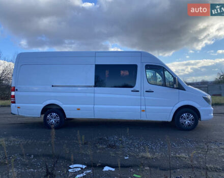 Белый Мерседес Sprinter, объемом двигателя 2.14 л и пробегом 440 тыс. км за 19700 $, фото 3 на Automoto.ua