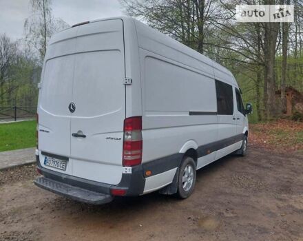 Белый Мерседес Sprinter, объемом двигателя 3 л и пробегом 600 тыс. км за 21500 $, фото 5 на Automoto.ua