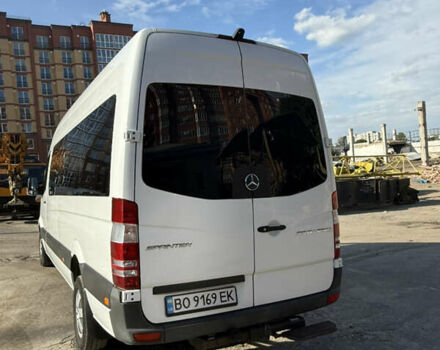 Белый Мерседес Sprinter, объемом двигателя 3 л и пробегом 380 тыс. км за 27500 $, фото 6 на Automoto.ua