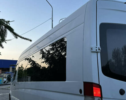 Белый Мерседес Sprinter, объемом двигателя 2.14 л и пробегом 665 тыс. км за 25000 $, фото 4 на Automoto.ua
