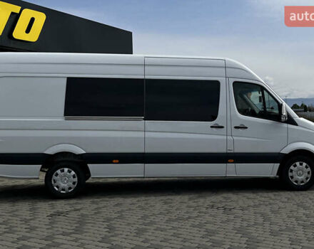 Белый Мерседес Sprinter, объемом двигателя 2.14 л и пробегом 618 тыс. км за 19400 $, фото 5 на Automoto.ua