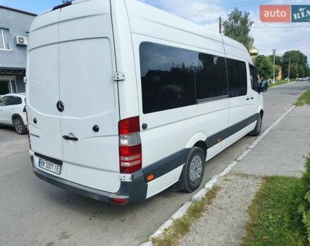 Белый Мерседес Sprinter, объемом двигателя 3.22 л и пробегом 450 тыс. км за 22000 $, фото 1 на Automoto.ua