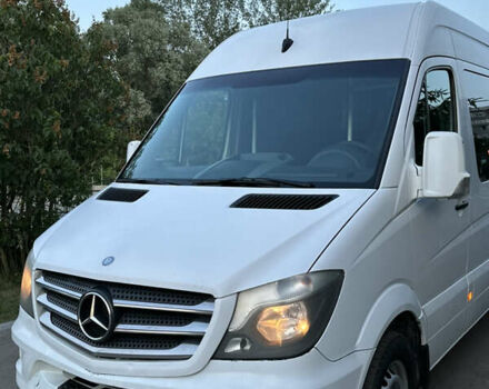 Белый Мерседес Sprinter, объемом двигателя 2.14 л и пробегом 665 тыс. км за 25000 $, фото 6 на Automoto.ua