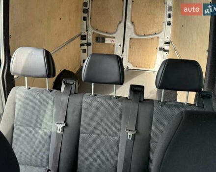 Белый Мерседес Sprinter, объемом двигателя 2.2 л и пробегом 247 тыс. км за 20800 $, фото 10 на Automoto.ua