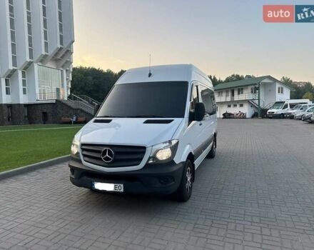 Белый Мерседес Sprinter, объемом двигателя 2.2 л и пробегом 390 тыс. км за 21000 $, фото 1 на Automoto.ua