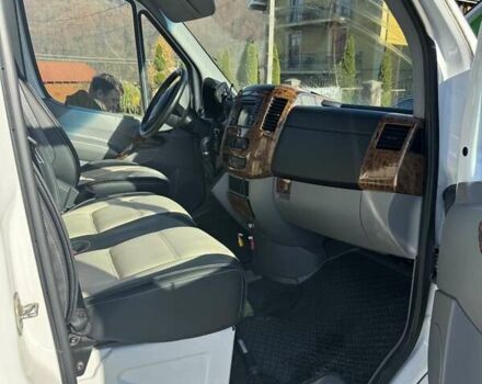 Белый Мерседес Sprinter, объемом двигателя 2.99 л и пробегом 272 тыс. км за 48000 $, фото 5 на Automoto.ua