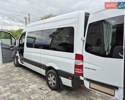 Белый Мерседес Sprinter, объемом двигателя 2.1 л и пробегом 395 тыс. км за 18300 $, фото 12 на Automoto.ua