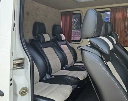 Белый Мерседес Sprinter, объемом двигателя 2.1 л и пробегом 360 тыс. км за 20000 $, фото 2 на Automoto.ua